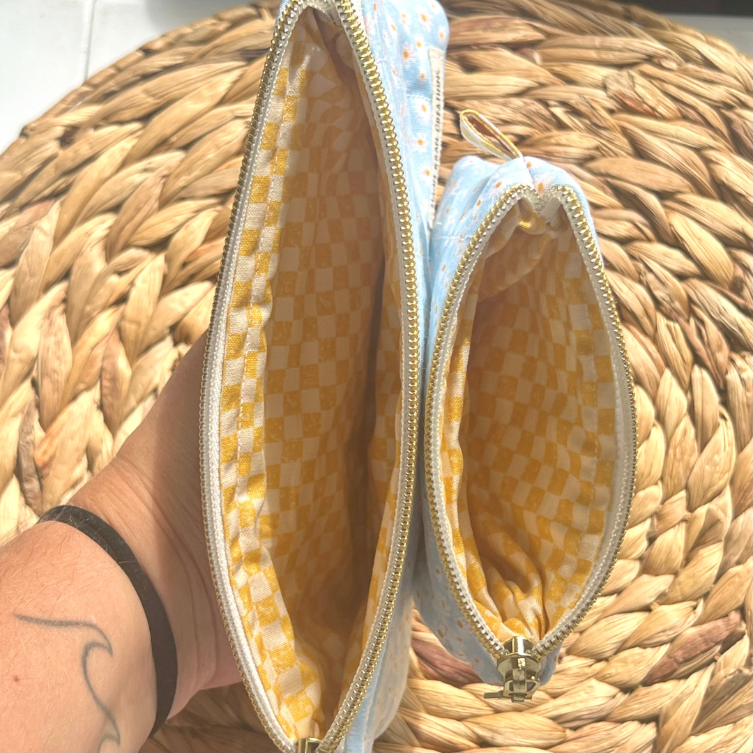 Daisy Daydream Keychain Wallet & Pencil Pouch