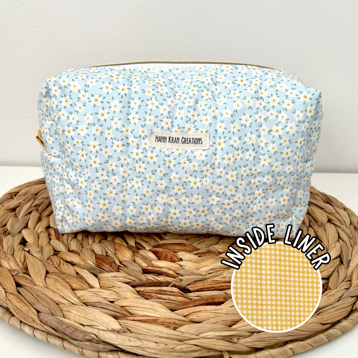 Large Daisy Daydream Makeup Bag