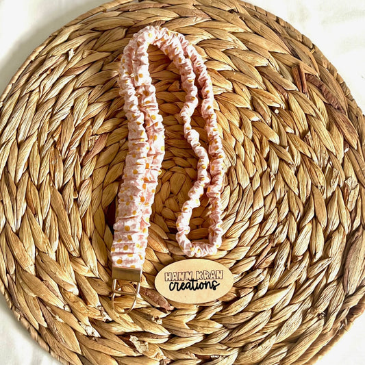 Blush Daisy Scrunchie Lanyard