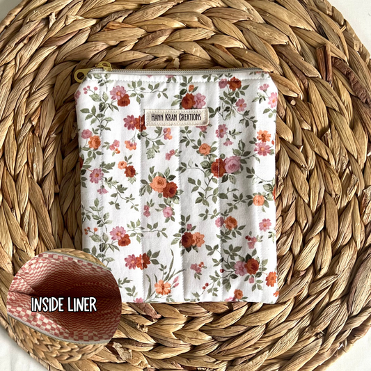 Small Antique Bloom E-Reader Sleeve