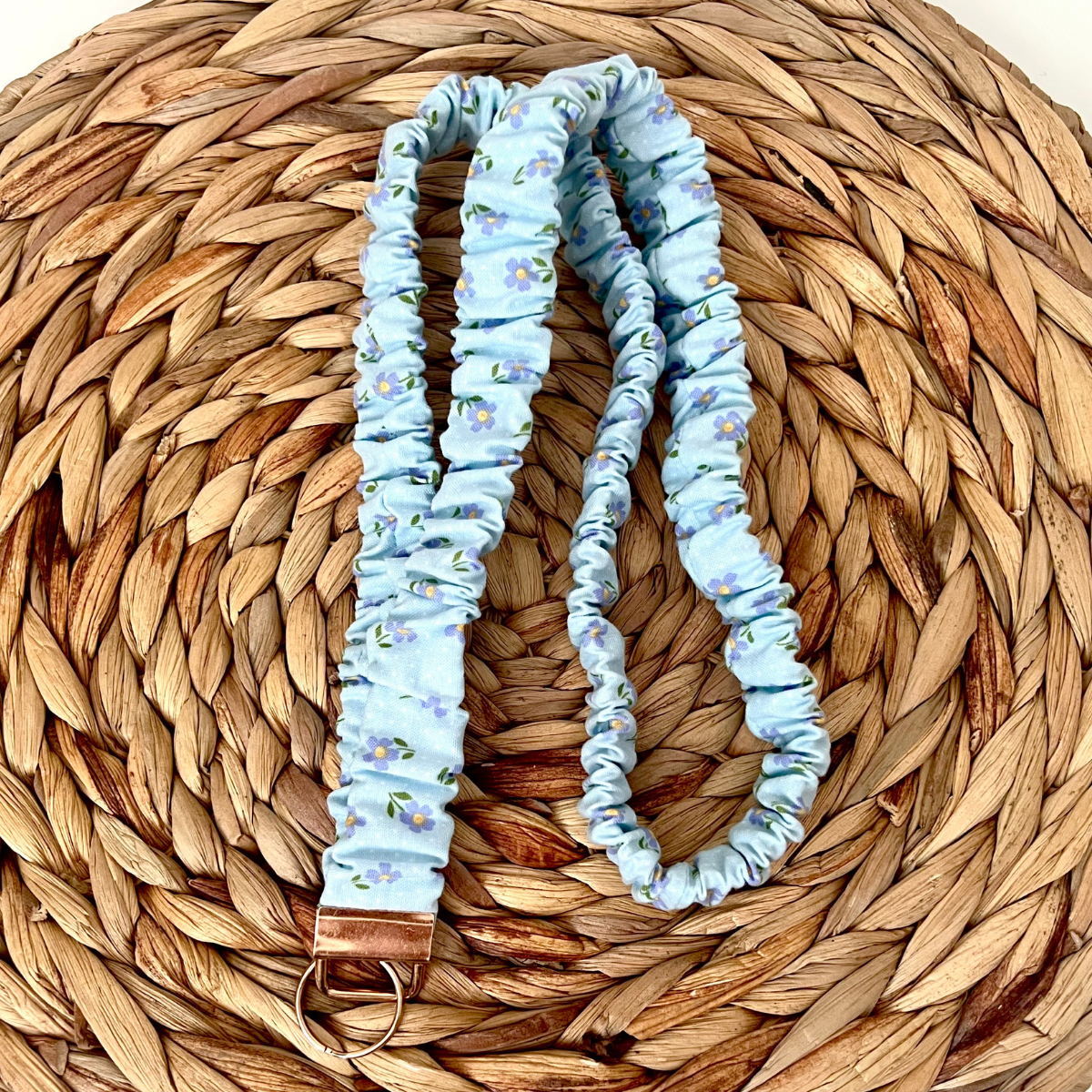 Blue Ditsy Daisy Scrunchie Lanyard