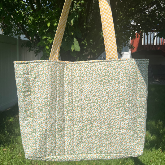 Green Daisy Tote Bag