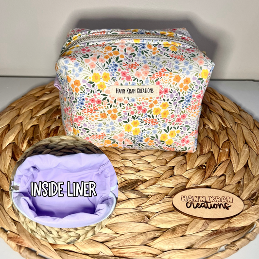 Small Spring Fields Makeup Bag